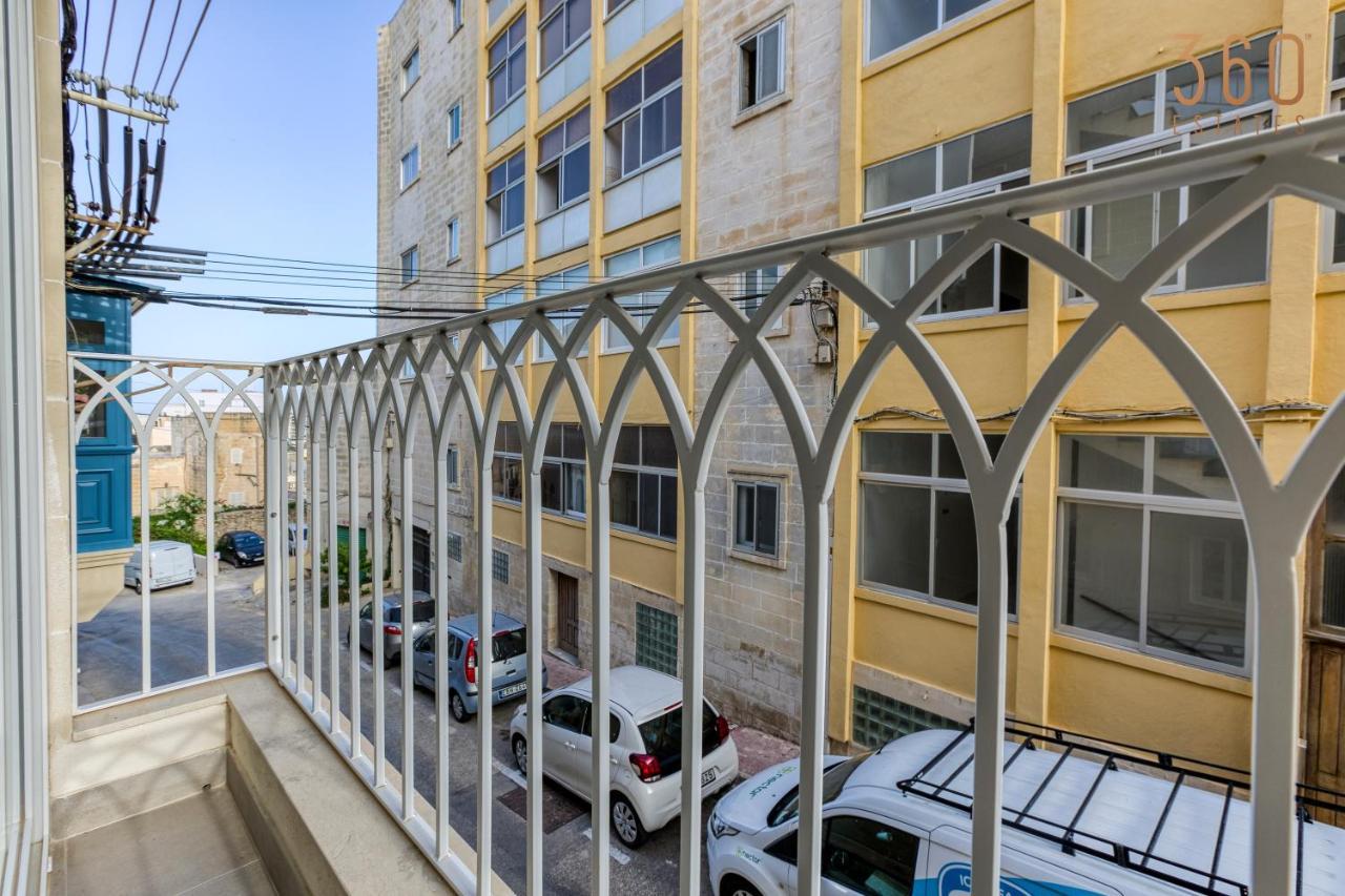 A Lovely 1Br Home With Balcony Just Off The Coast By 360 Estates San Ġiljan Extérieur photo