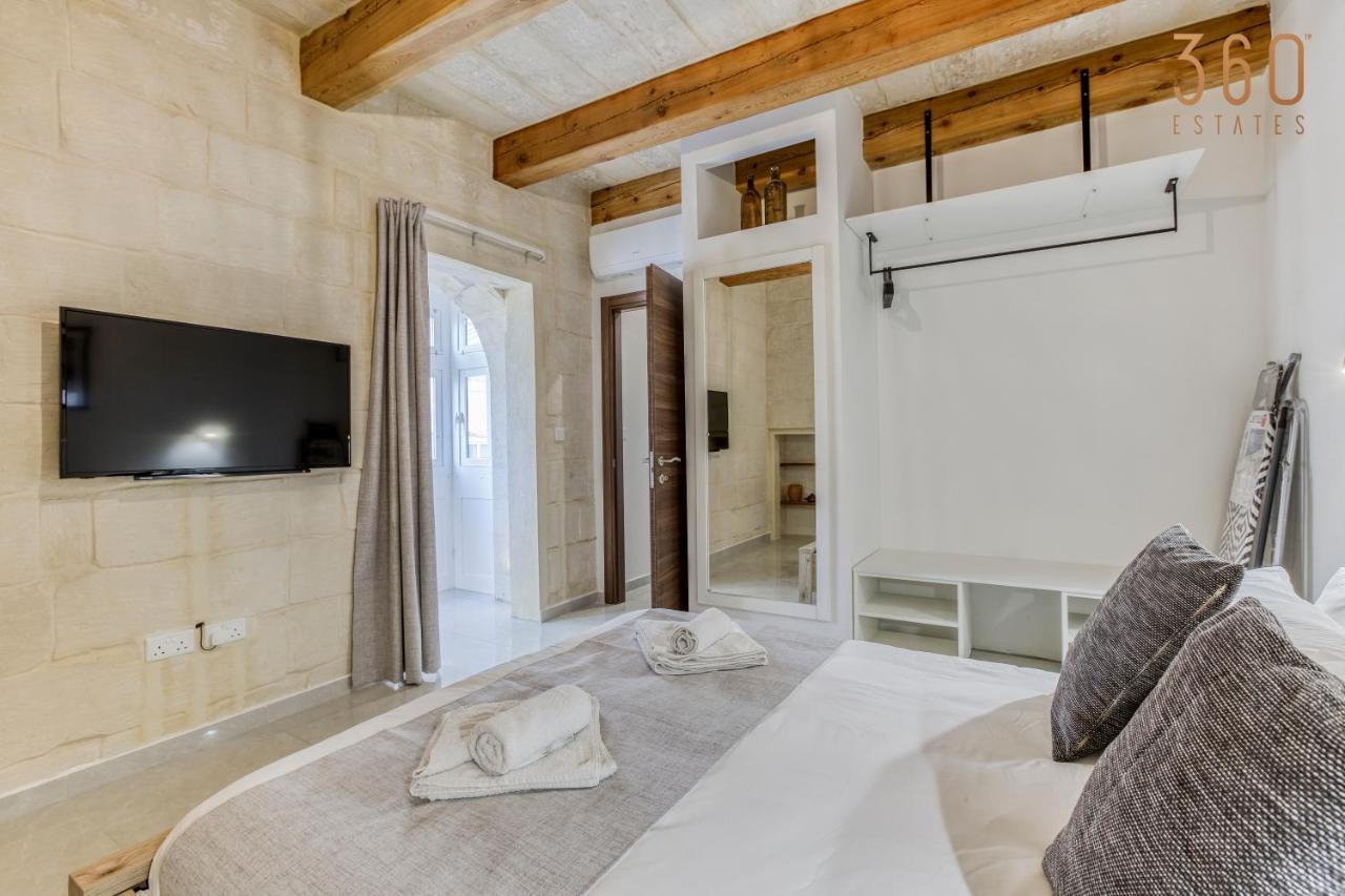 A Lovely 1Br Home With Balcony Just Off The Coast By 360 Estates San Ġiljan Extérieur photo